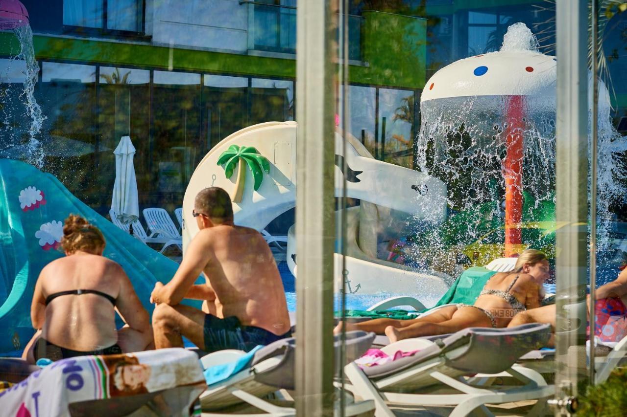 Dava Alezzi Beach Năvodari Esterno foto